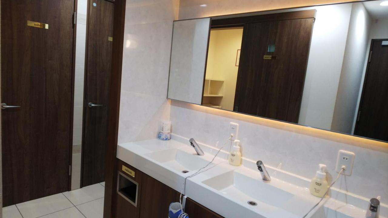 Kobe Capsule Hotel Seki Exterior photo